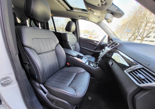 Mercedes-Benz GL cena 124900 przebieg: 51405, rok produkcji 2015 z Warszawa małe 781